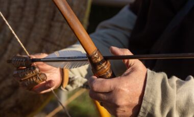 Landing archery