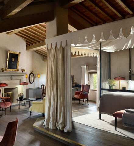 Card grand suites